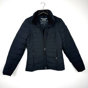 Abercrombie and Fitch Lightweight Packable Puffer Black